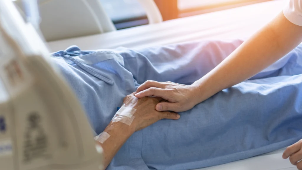 รวม 10 ศูนย์ดูแลผู้ป่วยระยะสุดท้าย (Palliative Care) ดูแลด้วยหัวใจ มอบวาระสุดท้ายที่สง่างาม (Update 2569)